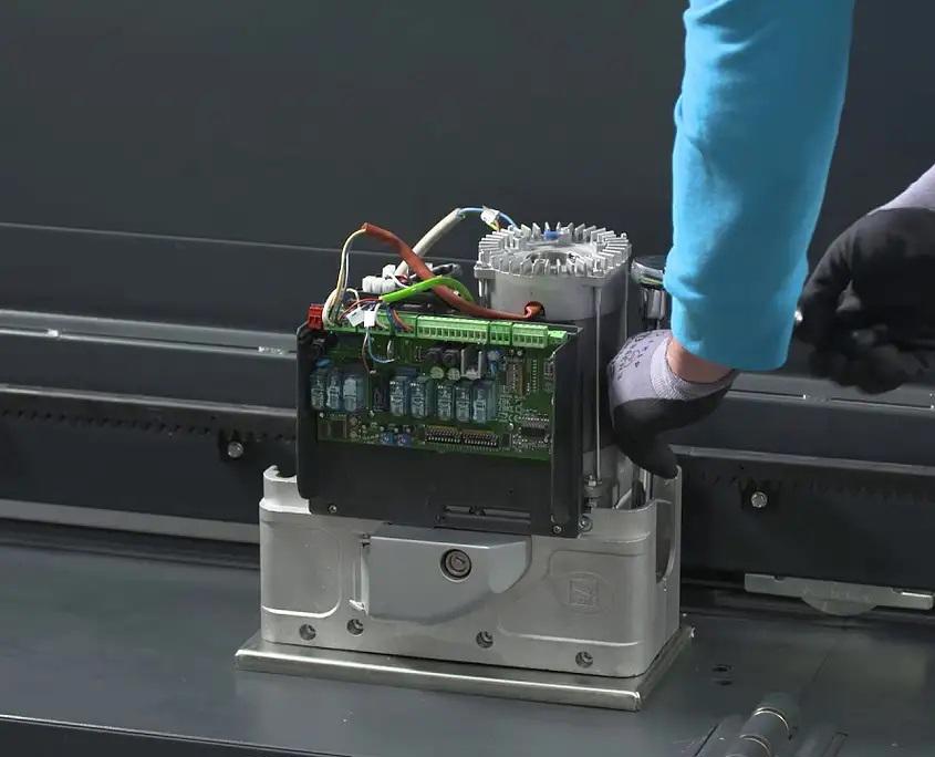 BKV, automatizarea de poartă culisantă de până la 2,5 tone